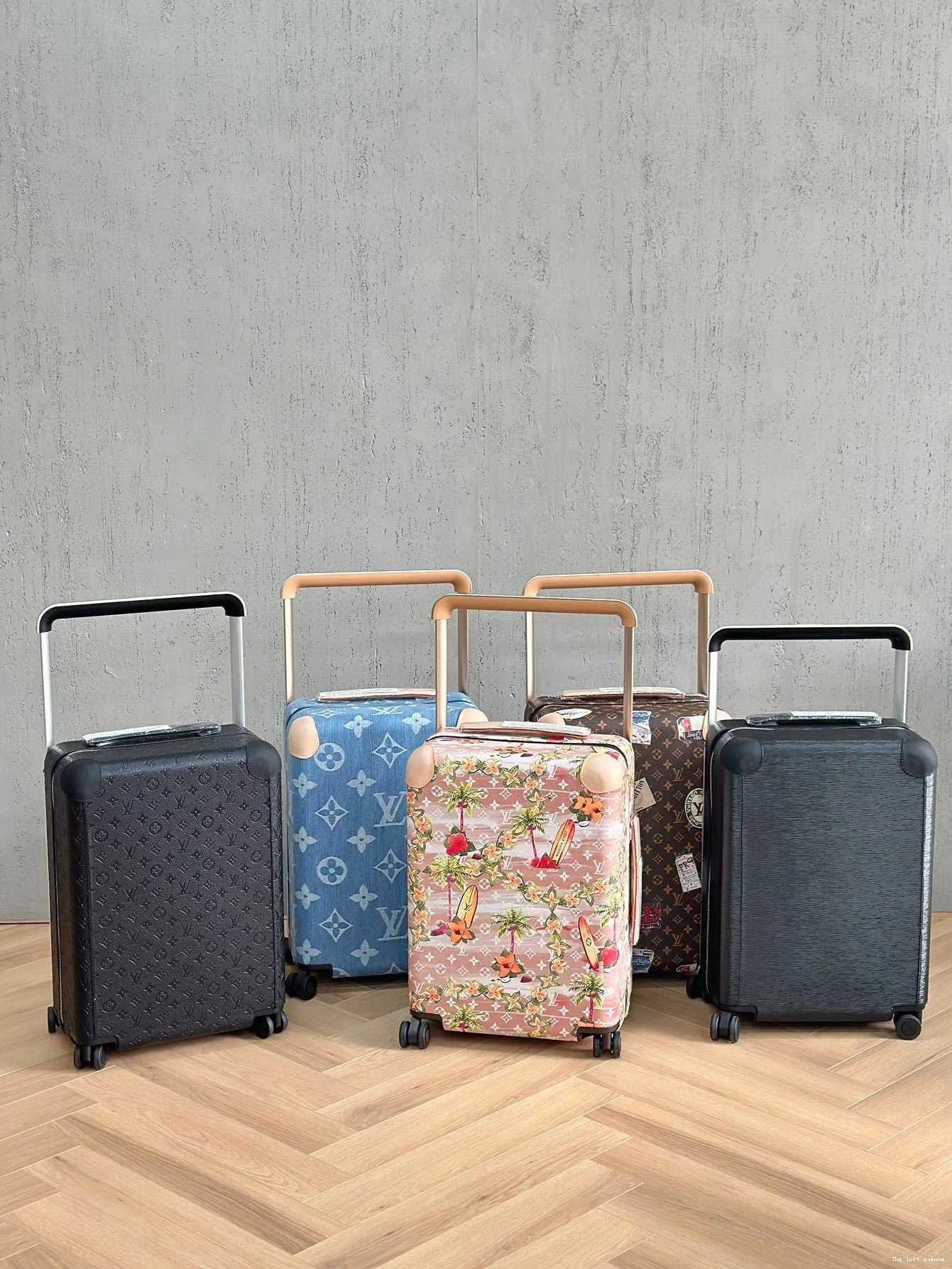 SURFING HORIZON 55 SUITCASE CUSTOM CABIN 37L SUMMER 0817